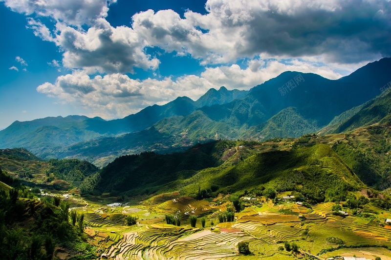 绿色梯田风光全景jpg设计背景_新图网 https://ixintu.com 山 梯田 云 绿色