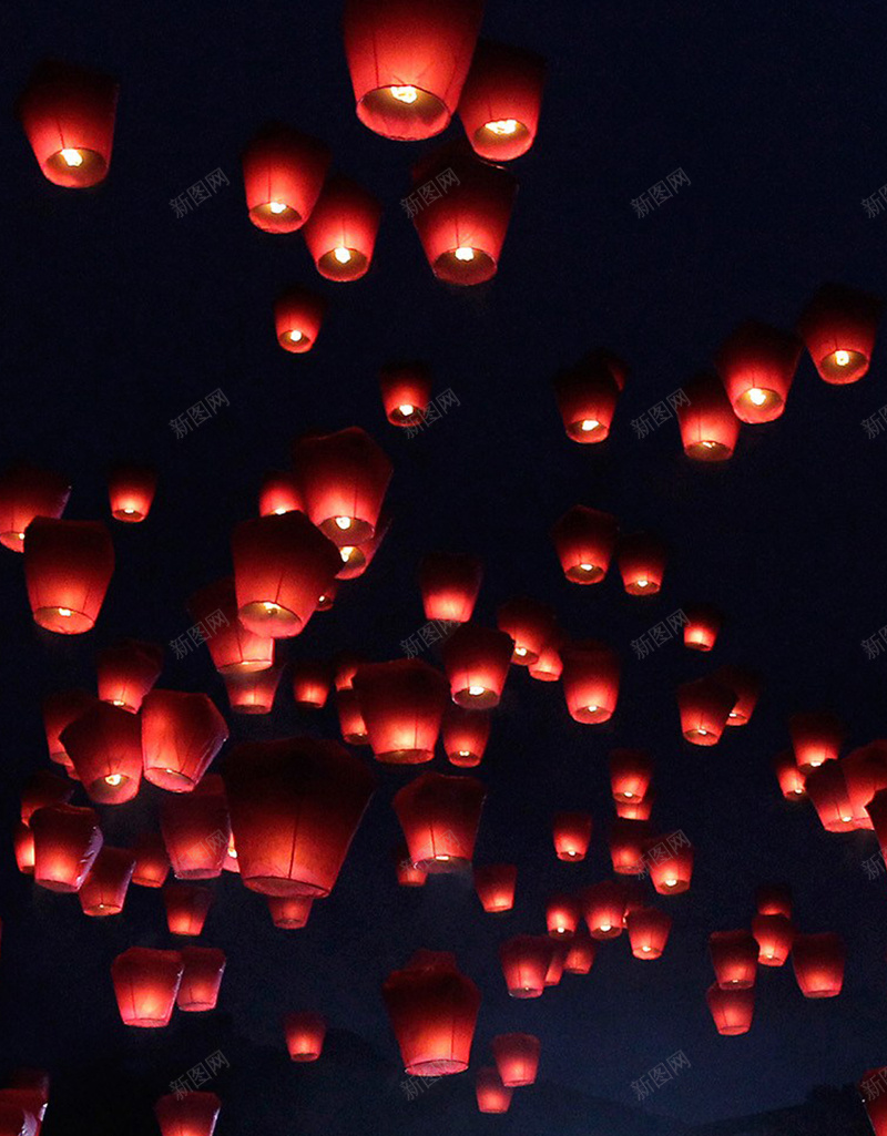 孔明灯蓝色光芒H5背景jpg设计背景_新图网 https://ixintu.com 孔明灯 光芒 梦幻 红色 蓝色 唯美 浪漫 H5背景 文艺 简约