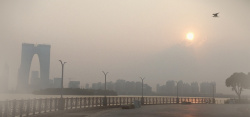 穹顶之下城市雾霾保护环境海报banner高清图片