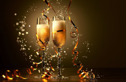 春节假期金色香槟碰杯庆祝背景高清图片