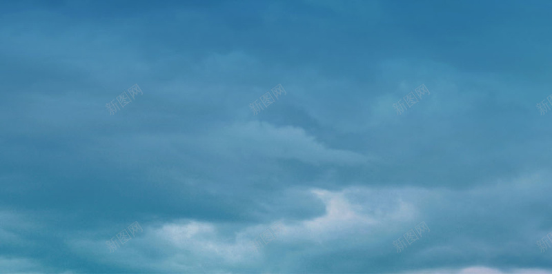 夜空月牙型月亮H5背景素材jpg设计背景_新图网 https://ixintu.com 云层 夜空 宣传 星空 月亮 月牙型 梦幻 H5背景素材