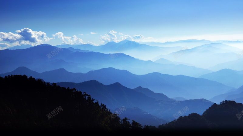 蓝色万里河山气势磅礴大气背景素材jpg设计背景_新图网 https://ixintu.com 气势磅礴 万里 大气 蓝色 风景 河山 企业文化宣传背景 旅游宣传背景