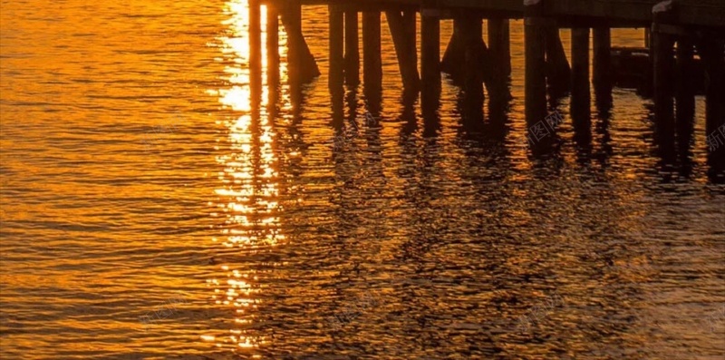 日出海面天空风景H5背景jpg设计背景_新图网 https://ixintu.com 日出 美景 风景 彩色 海面 天空 H5 h5 摄影