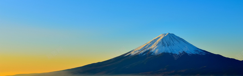 摄影背景jpg设计背景_新图网 https://ixintu.com 摄影背景 天空 云雾 富士山 海报banner 摄影 风景