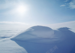 银装素裹雪山丘的银装素裹高清图片