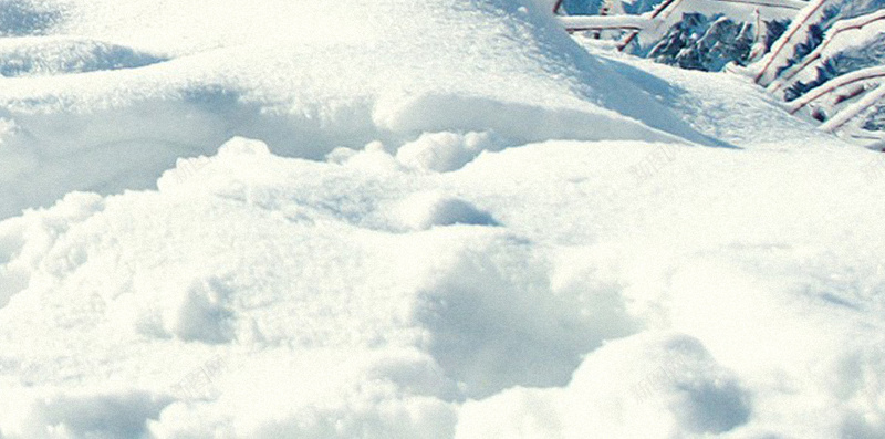 雪山H5背景jpg设计背景_新图网 https://ixintu.com 冬季 大气 天空 白雪 雪山 H5背景 H5 h5