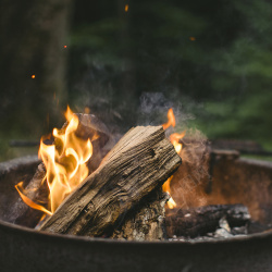 温暖主图背景温暖木材炉火背景高清图片