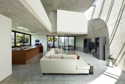 白色的沙发清新简洁复式室内装修图片高清图片