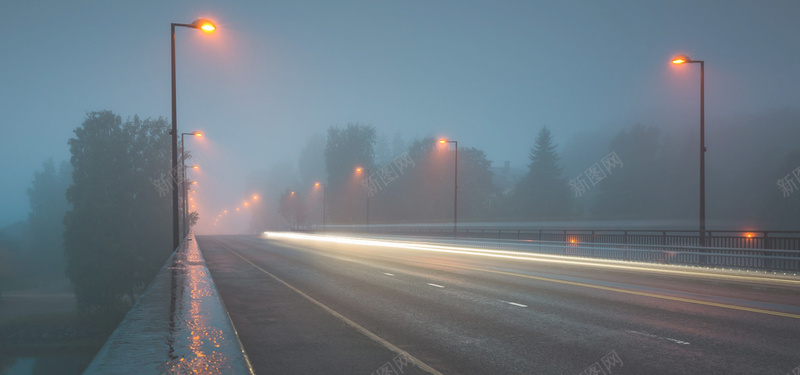 傍晚公路摄影背景jpg设计背景_新图网 https://ixintu.com 下雨 傍晚 公路 摄影 海报banner 风景 黄昏夜景