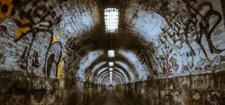 布达佩斯纵深感深邃的布达佩斯隧道背景高清图片