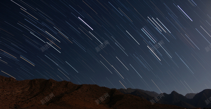 夜景星空摄影平面广告jpg设计背景_新图网 https://ixintu.com 夜景 星空 摄影 平面广告 深色背景 流星雨 大自然 户外