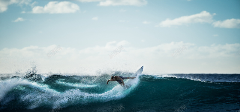 海上冲浪jpg设计背景_新图网 https://ixintu.com 海上冲浪 浪花 海水 蓝天 白云 海报banner 摄影 风景