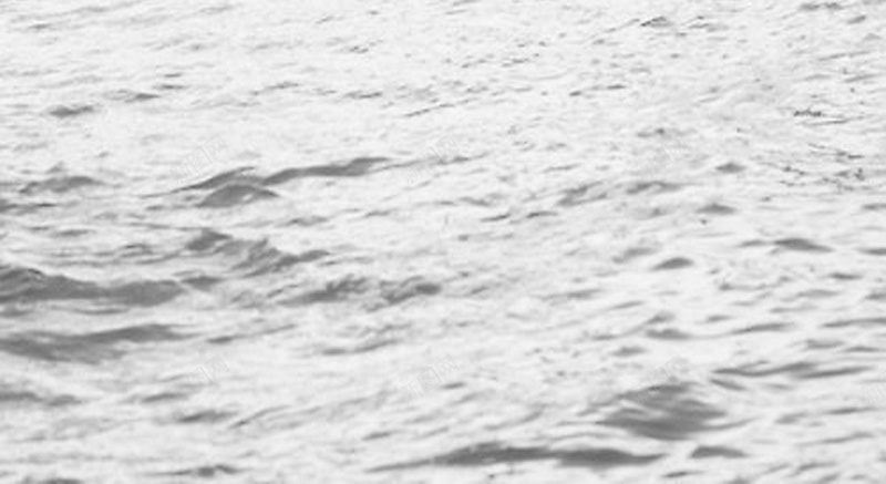 黑白大海摄影H5素材jpg设计背景_新图网 https://ixintu.com 大海 海水 天空 白色 摄影 冲浪人 风景
