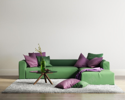 紫色的墙壁图片绿色沙发抱枕地毯图片素材高清图片