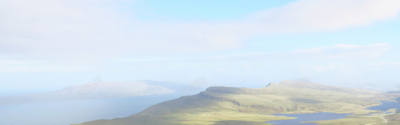 蓝色唯美天空山脉banner背景jpg设计背景_新图网 https://ixintu.com 蓝天 唯美 大气 山脉 空旷 简约 banner背景 海报banner 摄影 风景