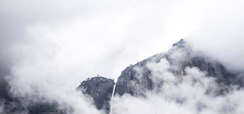 山顶云海背景jpg设计背景_新图网 https://ixintu.com 山顶 云海 雾气 天空 海报banner 摄影 风景