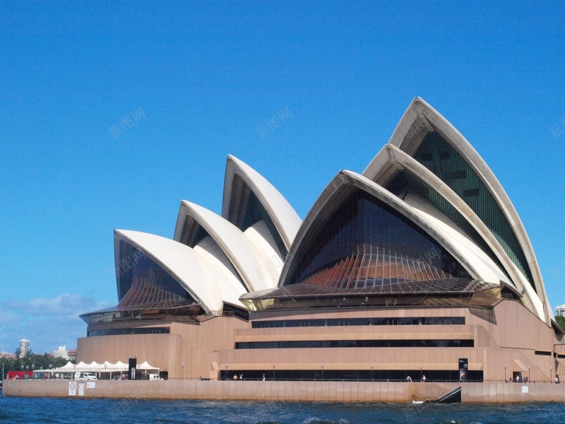 蓝天下悉尼歌剧院背景jpg设计背景_新图网 https://ixintu.com 蓝天 悉尼 歌剧院 名胜 学术 蓝色 摄影 风景