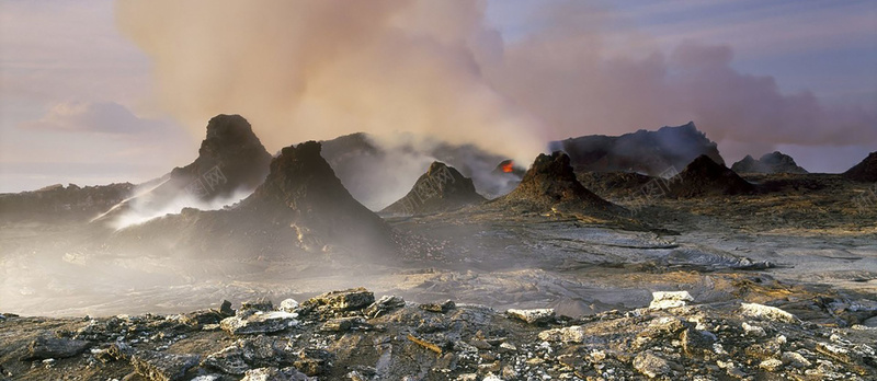 火山自然美丽风景bannerjpg设计背景_新图网 https://ixintu.com 火山 烟雾 雪 海报banner 摄影 风景