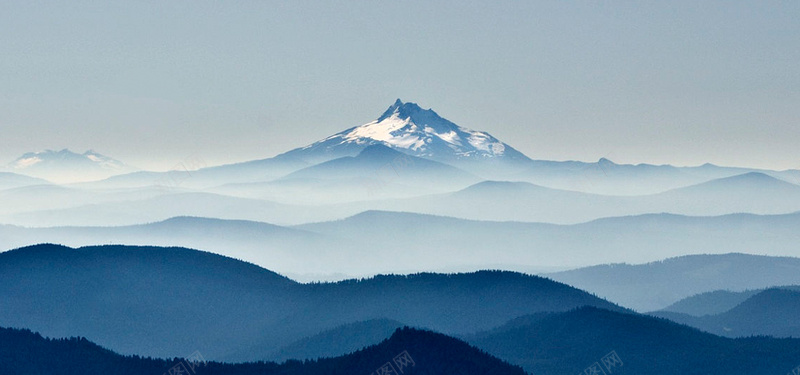 群山背景图jpg设计背景_新图网 https://ixintu.com 海报banner 云海 山峰 蓝色 远山