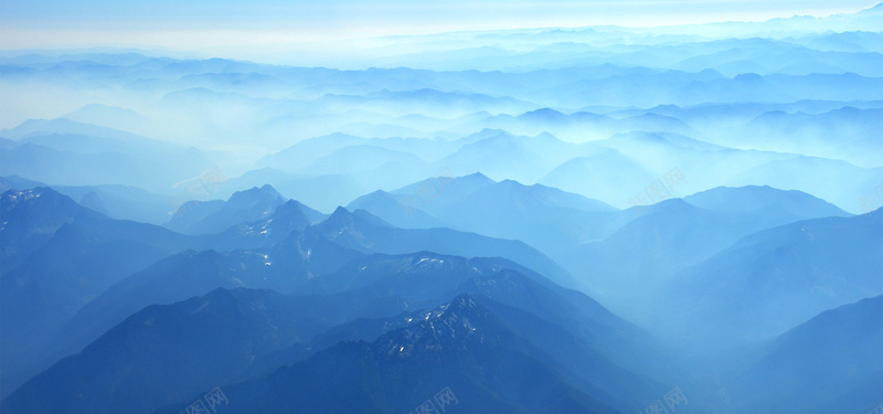 山峰海报背景背景