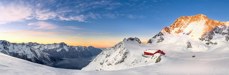 大气山峰背景jpg设计背景_新图网 https://ixintu.com 大气 山峰 雪山 海报banner