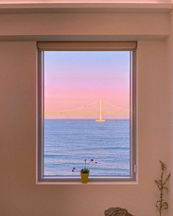 海边的窗户景色素材