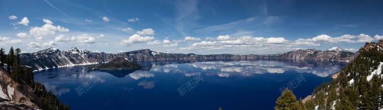云 日光 湖摄影图片