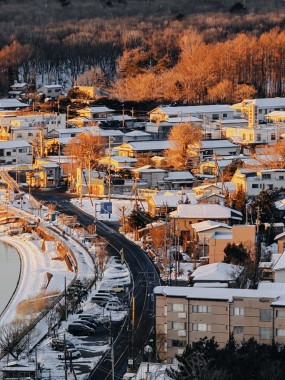富士山下民居摄影图片
