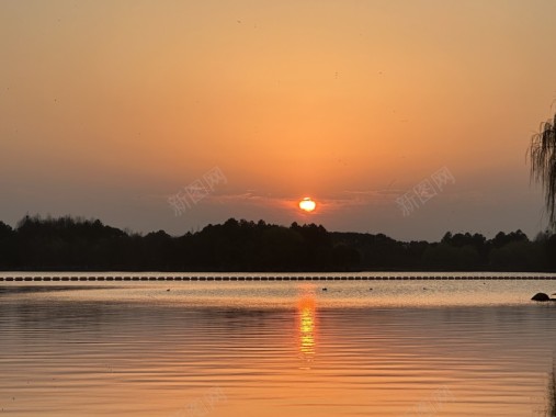 太湖日落摄影图片