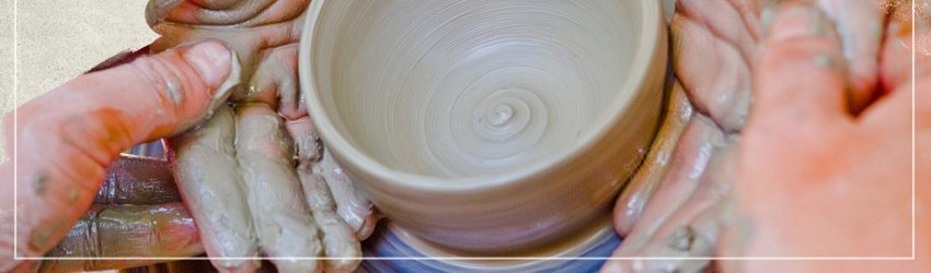 陶瓷艺术陶艺宣传海报psd_新图网 https://ixintu.com 亲子陶瓷 原创海报 彩陶 艺术 陪伴 陶瓷 陶瓷绘画 陶艺