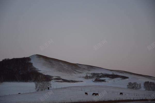 雪地风光jpg_新图网 https://ixintu.com 人 地面 山 雪