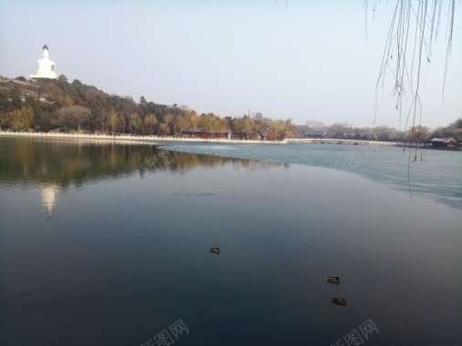 湖水风景摄影图片