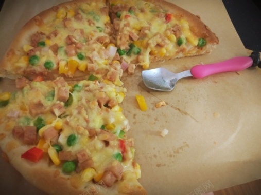 午餐肉蔬菜披萨摄影图片