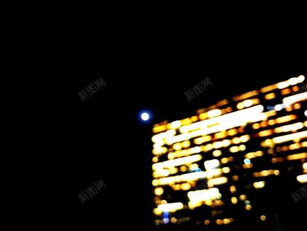 城市夜晚的天空jpg_新图网 https://ixintu.com 城市 夜色 建筑 月亮 灯光 高楼