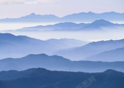 五行石头远山背景五行土土泥土大地山石头高清图片