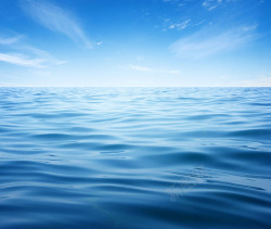 蓝色海面碧蓝的海面波浪高清图片