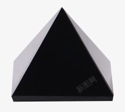 黑色黑曜石金字塔素材