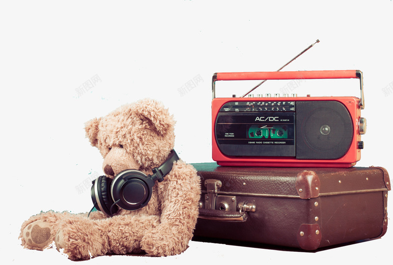 泰迪熊旅行png免抠素材_新图网 https://ixintu.com 娃娃 收音机 旅行箱 棕色 泰迪熊