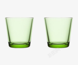 绿色透明玻璃杯两个素材