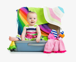 旅行箱里的小孩和衣物素材