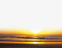 金色霞光沙滩夕阳高清图片