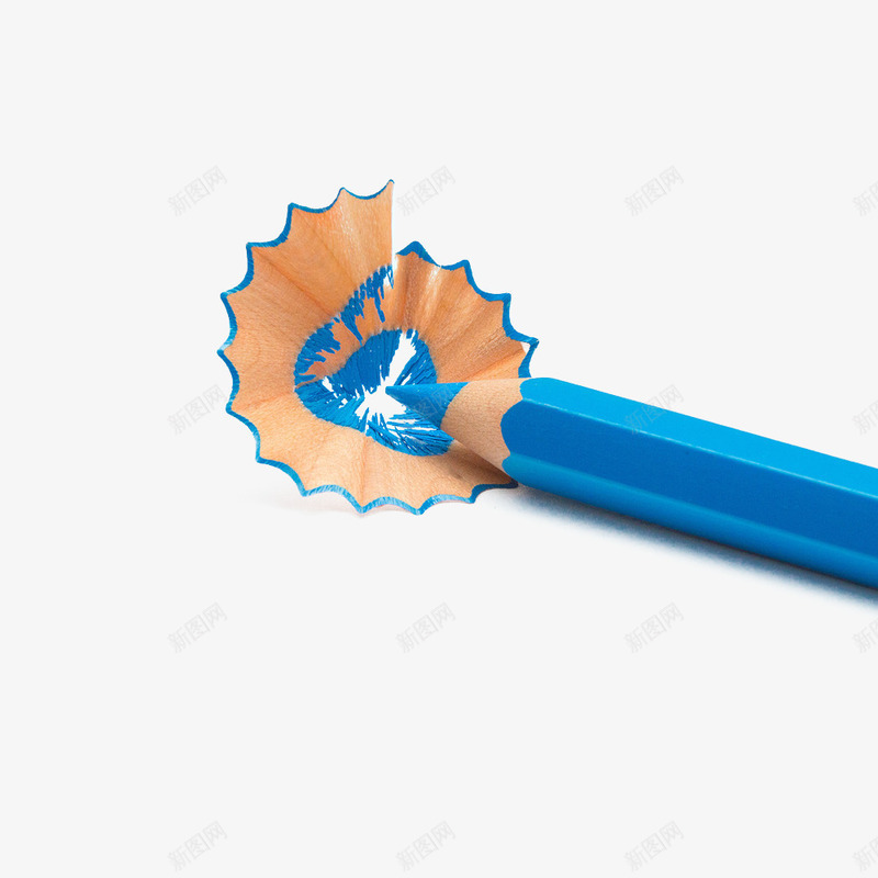 蓝色削开铅笔png免抠素材_新图网 https://ixintu.com 彩色绘画笔 蓝色 铅笔 铅笔屑