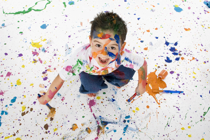 涂满颜料的儿童png免抠素材_新图网 https://ixintu.com 儿童男孩 启蒙教育颜料 图片 孩子画画 彩绘家庭儿童 彩色画笔 涂满颜料的儿童