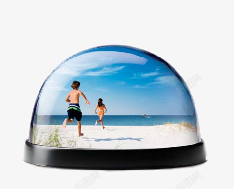 创意玻璃球中奔跑的人png免抠素材_新图网 https://ixintu.com png图片素材 免费png元素 免费png素材 创意玻璃球中奔跑的人 海滩
