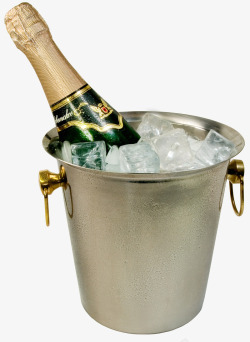 冰桶里的香槟酒香槟酒冰桶高清图片