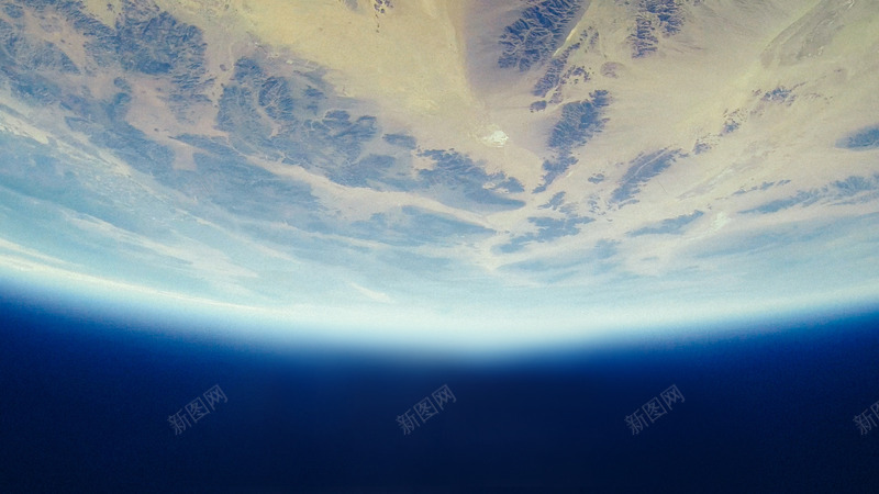 太空中看星球地平线png免抠素材_新图网 https://ixintu.com 中国太空 光晕 地平线 地球 太空 宇宙 星空
