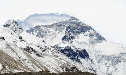 西藏冰雪风景片素材