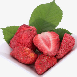 草莓蜜饯草莓干和绿叶子高清图片
