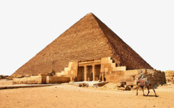 沙漠中的金字塔素材