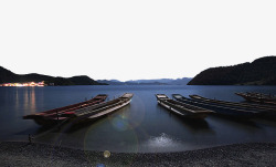 高原淡水湖月光下的泸沽湖高清图片